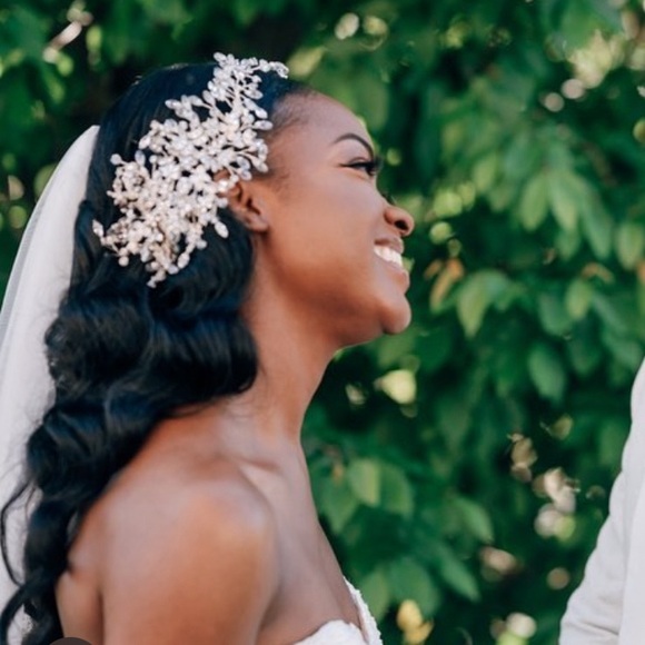 SuReina Bridal Headpiece - Picture 5 of 7